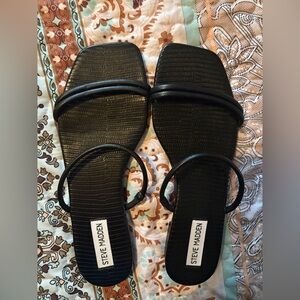 Steve Madden Black Textured Sandals